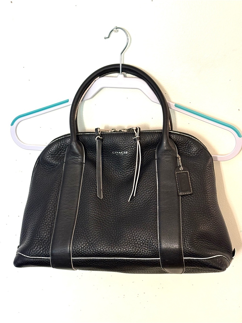 Coach Black Pebbled Leather Tote Bag with White Piping. GUC.